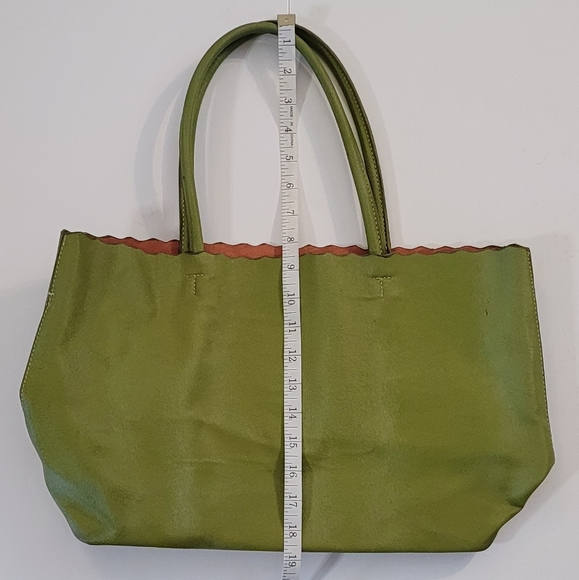 Green Tote - Picture 3 of 13